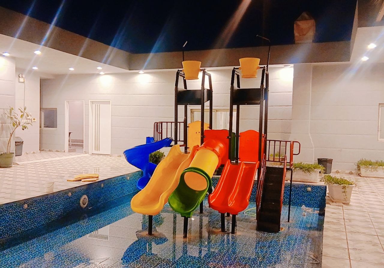 العاب مائيه للمسابح والاستراحات زحاليق مائيه P_3707vpdgj0